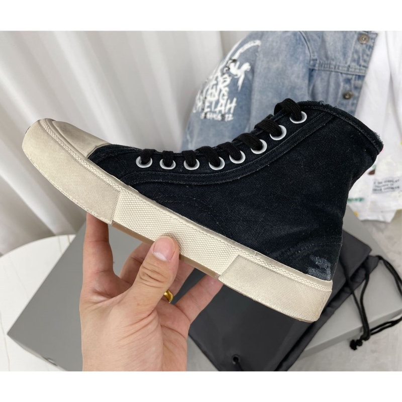 Balenciaga Casual Shoes